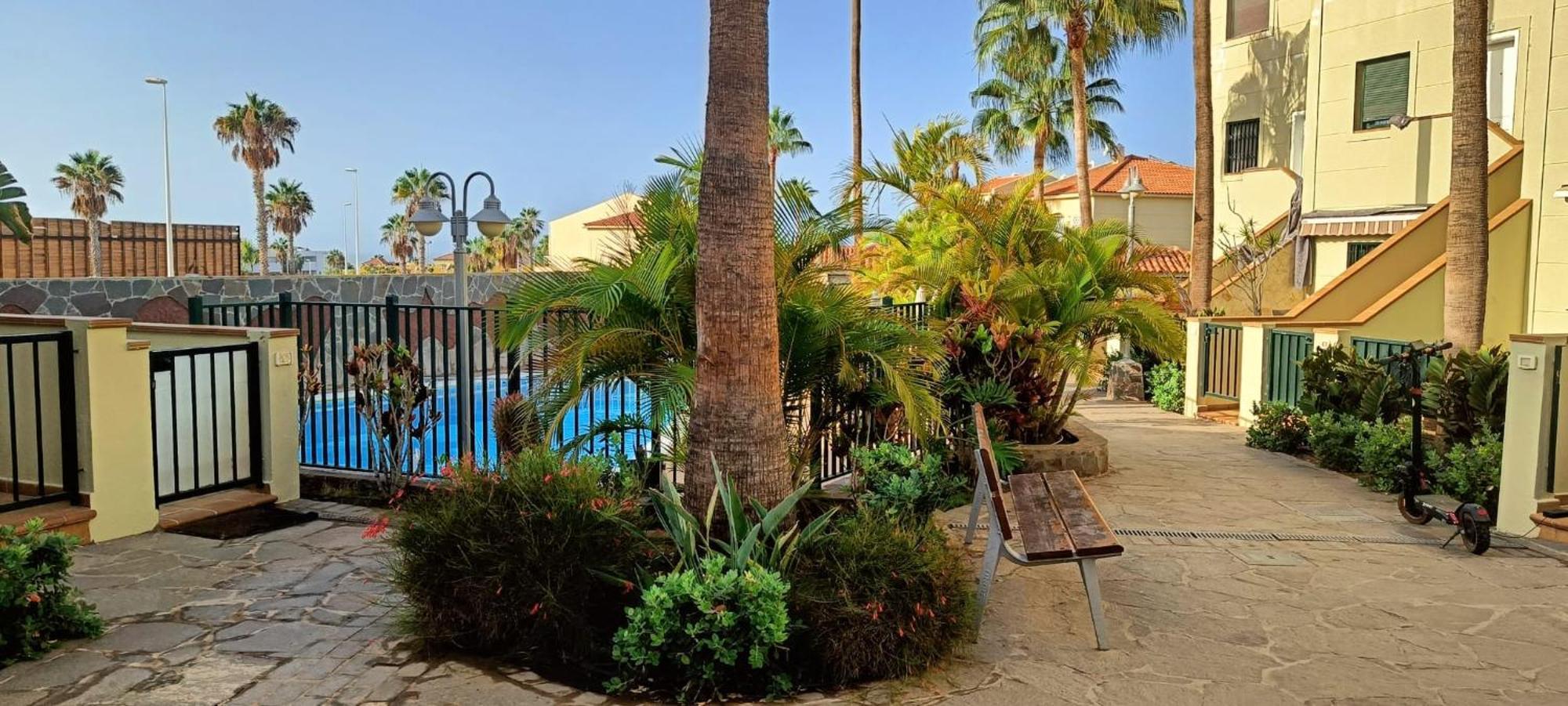 Bellamar 1, 32 Apartment